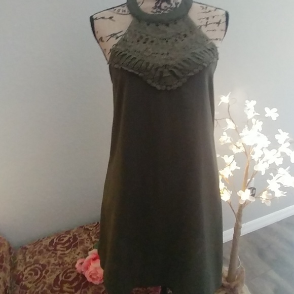 Dresses & Skirts - Adorable summer halter dress! NWOT!